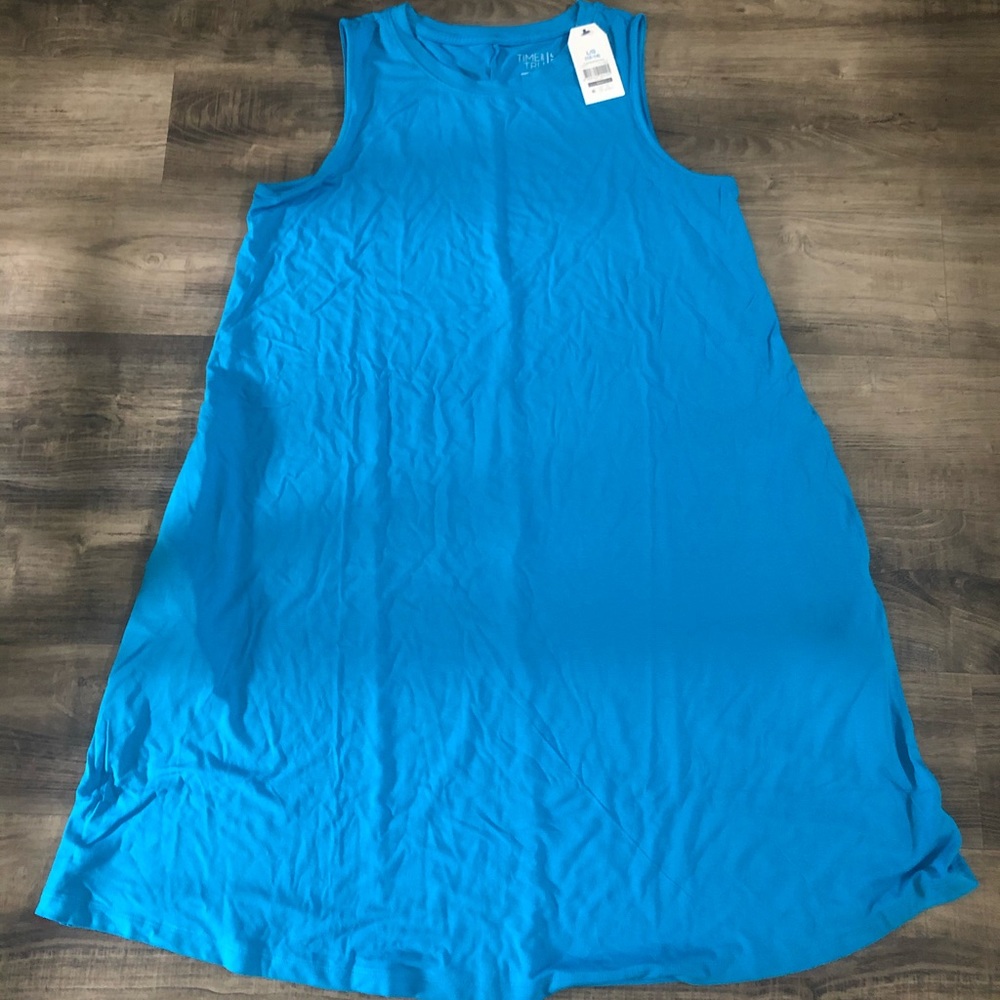 Time and tru sleeveless knit dress